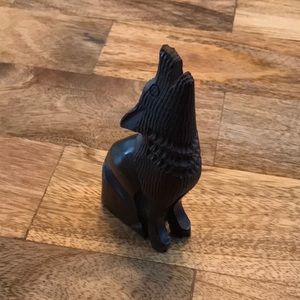 Beautifully carved howling wolf